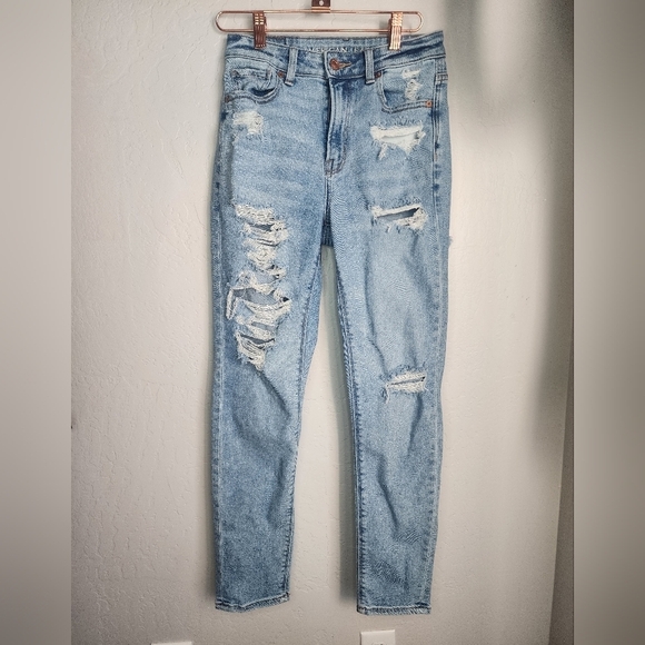 AEO American Eagle High Rise Distressed Skinny Mom Jean Size 00 - Picture 3 of 13